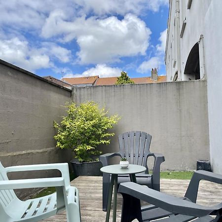 Apartament L'Aristide Calais Zewnętrze zdjęcie