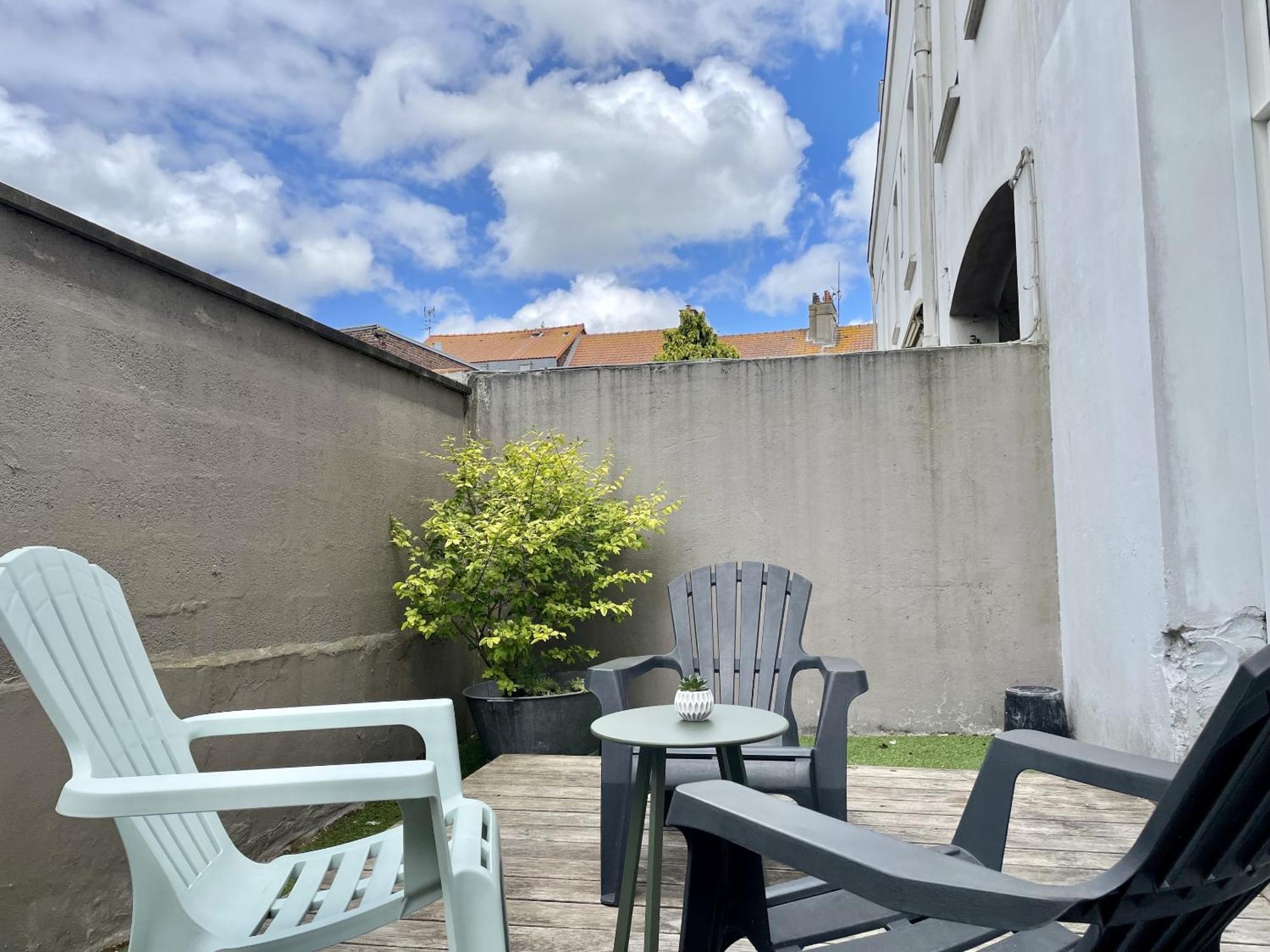 Apartament L'Aristide Calais Zewnętrze zdjęcie